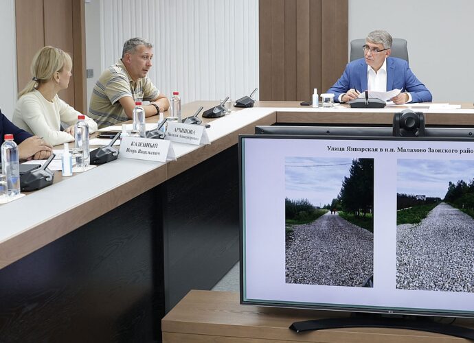 Житель деревни Малахово обратился к врио губернатора с просьбой помочь с ремонтом дороги