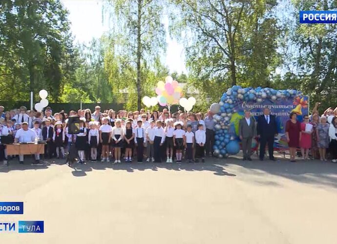 В Суворовском районе 150 ребят впервые переступили порог школы