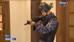 Тульские росгвардейцы за неделю совершили более 160 выездов по сигналу «тревога» Сотрудники вневедомственной охраны Управления Росгвардии по Тульской области за минувшую неделю отработали свыше 160 выездов на охраняемые объекты, с которых поступал сигнал «Тревога».