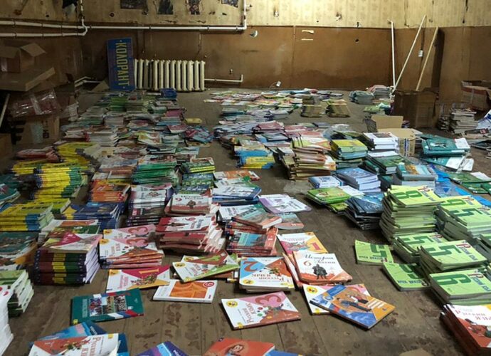 В Туле учитель похитила учебники почти на 840 тысяч рублей