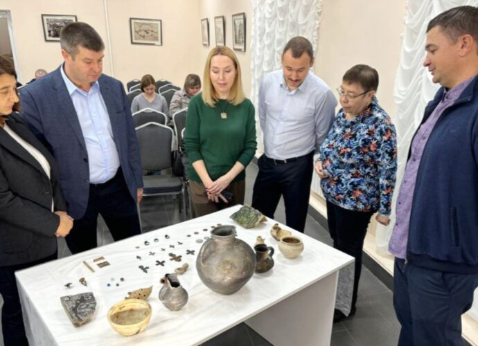В Туле археологи нашли польские монеты и фрагменты мостовой