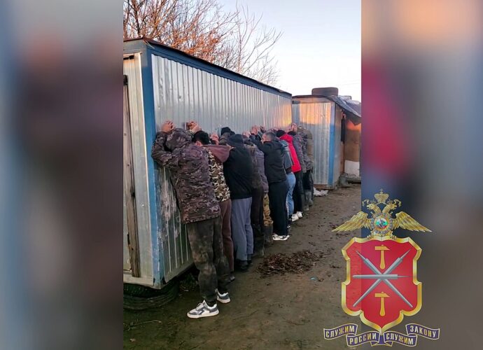 В Тульской области выдворят более 80 нелегальных мигрантов после полицейских рейдов