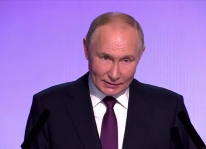 Владимир Путин назвал Тульский регион одним из лидеров по внедрению ИИ