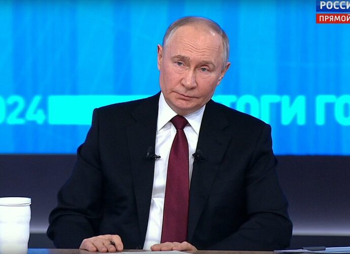Владимир Путин: В экономике ситуация стабильная и надежная