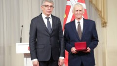 Дмитрий Миляев в День Конституции вручил награды тулякам