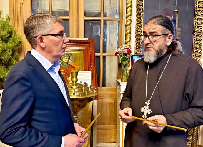 В канун Рождества Дмитрий Миляев посетил Собор Успения Пресвятой Богородицы в Алексине