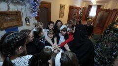 Губернатор поздравил приёмную семью Соломатиных с Крещением Губернатор поздравил приёмную семью Соломатиных с Крещением