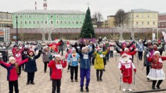 2025 шагов вокруг кремля: в первый день Нового года туляков объединила северная ходьба 2025 шагов вокруг кремля: в первый день Нового года туляков объединила северная ходьба