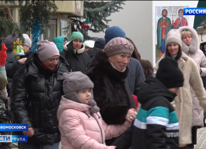 "Волшебную ёлочку" выбрали в Успенском мужском монастыре Новомосковска