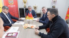 Дмитрий Миляев посетил учебно-тренировочную базу тульского «Арсенала» Дмитрий Миляев посетил учебно-тренировочную базу тульского «Арсенала»