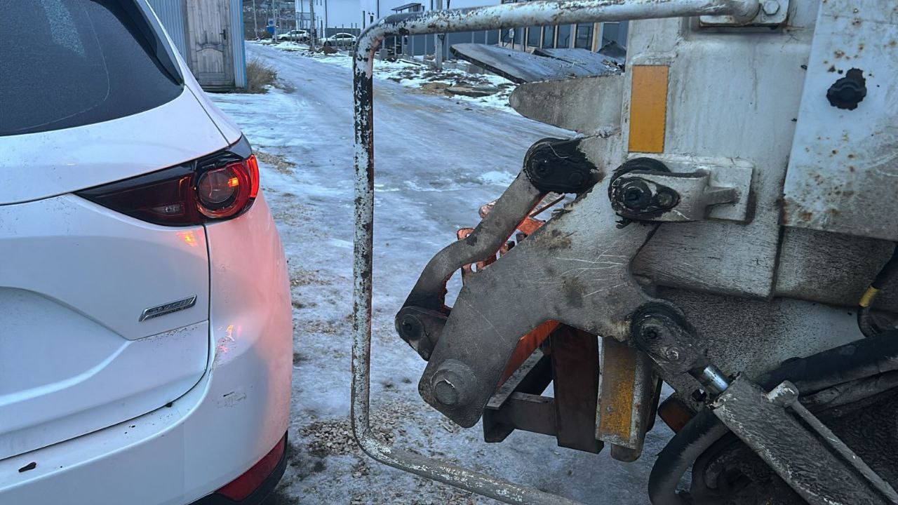 "Двигаться невозможно": ДТП из-за гололеда в Малевке