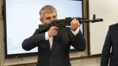 Дмитрий Миляев посетил новую школу в Юго-Восточном Дмитрий Миляев посетил новую школу в Юго-Восточном