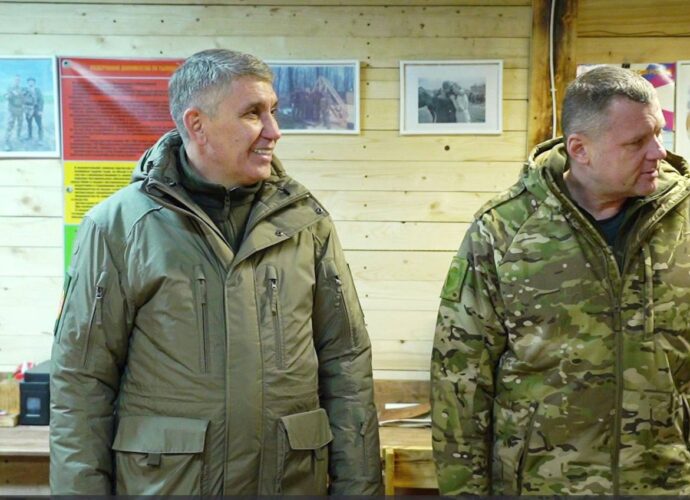 Дмитрий Миляев съездил на передовую к тульским десантникам