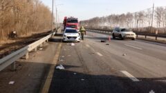 Спасатели МЧС приняли участие в ликвидации двух ДТП Спасатели МЧС приняли участие в ликвидации двух ДТП