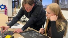 Алгоритмы вдохновения: как нейросеть помогла тулякам нарисовать картины