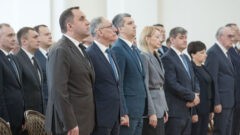 Дмитрий Миляев вручил награды тулякам, приближающим Победу