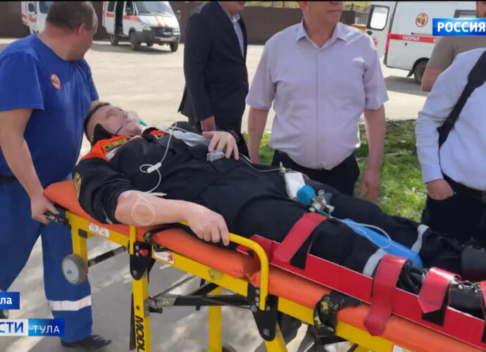 ЧП по сценарию: дрон попал в здание с людьми