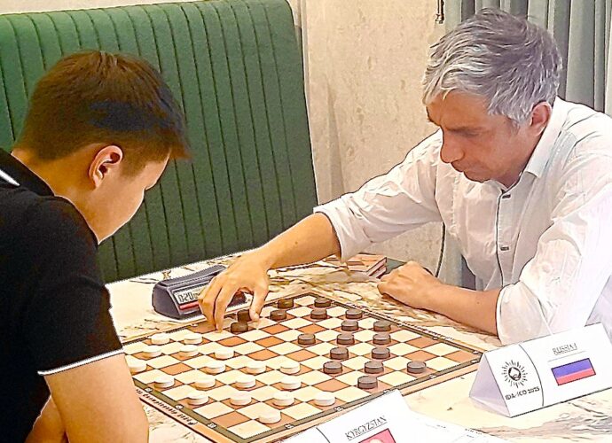 Тульский шашист Александр Гетманский