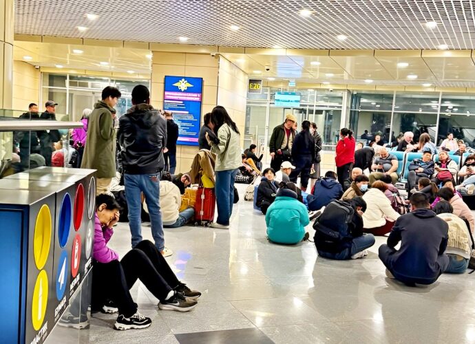 Туляки более 15 часов ожидают вылета в аэропорту Домодедово