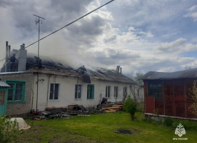 Тульские спасатели за сутки потушили 9 пожаров