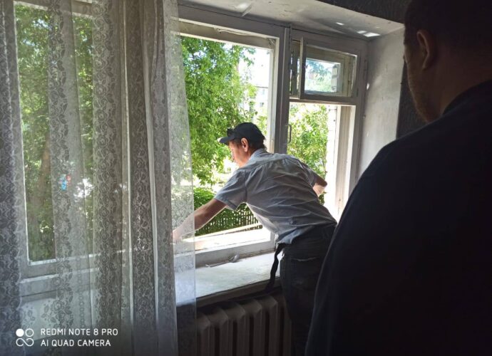 В Туле на Металлургов ликвидируют последствия ночной атаки БПЛА
