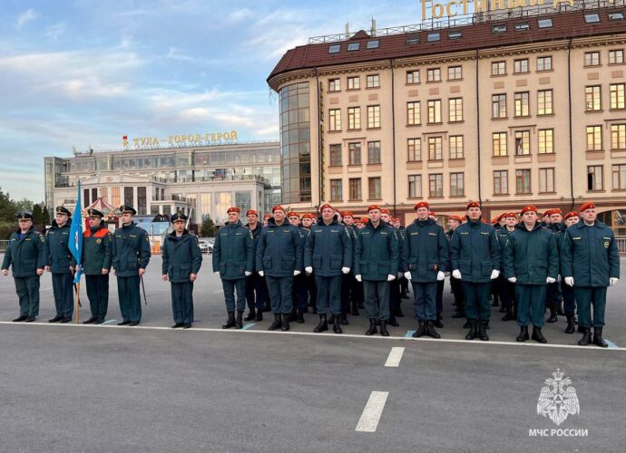 На площади Ленина началась вторая репетиция Парада Победы