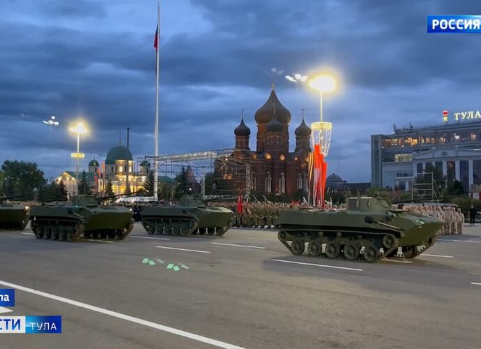 Две репетиции Парада Победы в Туле отменены.