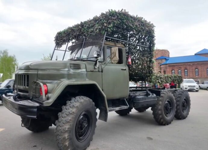 Жители Тульской области подготовили автомобиль ЗИЛ к отправке на СВО