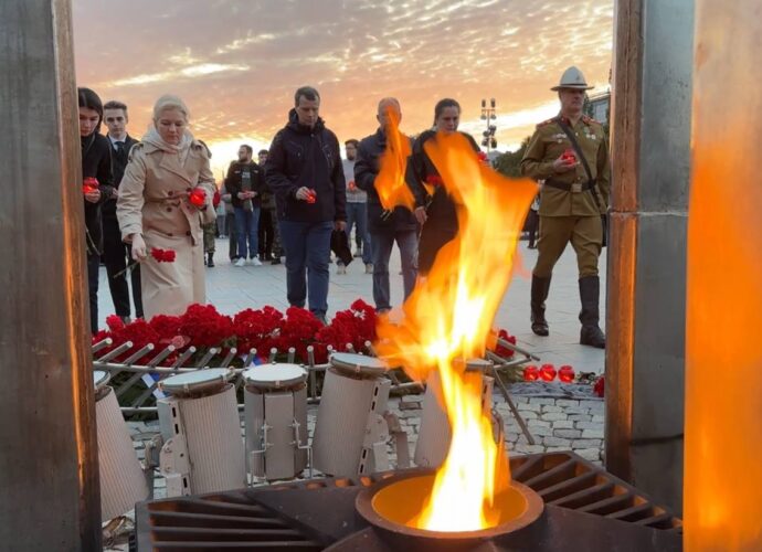 День памяти и скорби в Туле начался с ночного шествия
