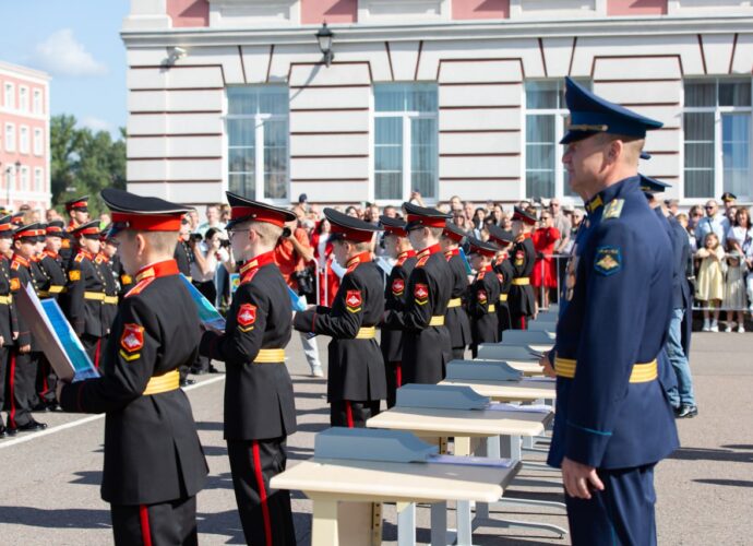 В Тульском СВУ прошла церемония посвящения в суворовцы