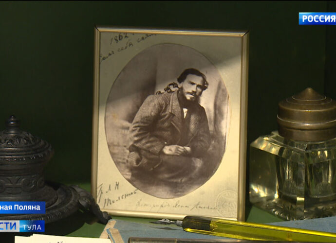 Где в Ясной Поляне можно услышать голос Л. Н. Толстого и почувствовать себя учеником его школы