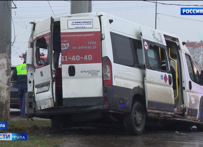 Управление транспорта и дорожного хозяйства администрации города Тулы опровергло сообщения СМИ о причине аварии с трамваем на Пролетарском мосту.