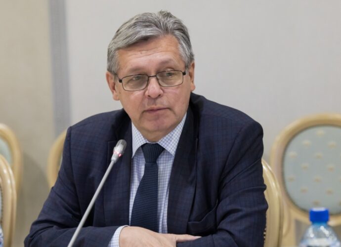 Рифат Сабитов: Достаточно выбрать сомнительную площадку, и процесс обучения может обернуться дезинформацией