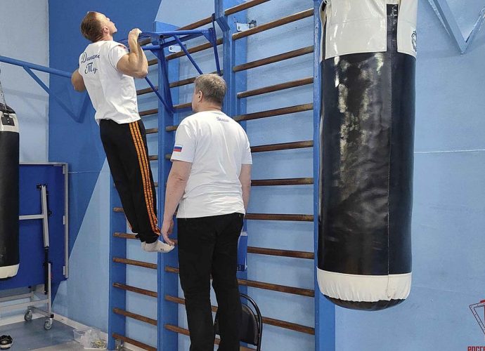 Росгвардейцы завоевали "золото" на соревнованиях по силовому многоборью в Туле