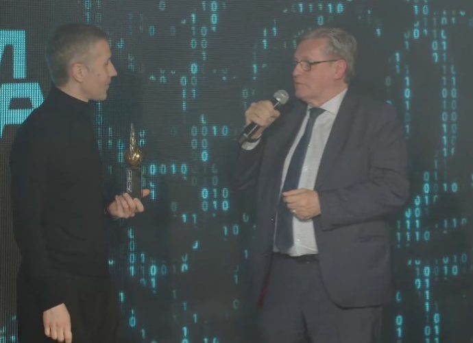 Объявлены победители третьей ежегодной премии РОЦИТ «Герои Рунета-2025». Отмечены люди и проекты, оказывающие влияние на развитие российского цифрового пространства и культурного кода русскоязычного интернета.