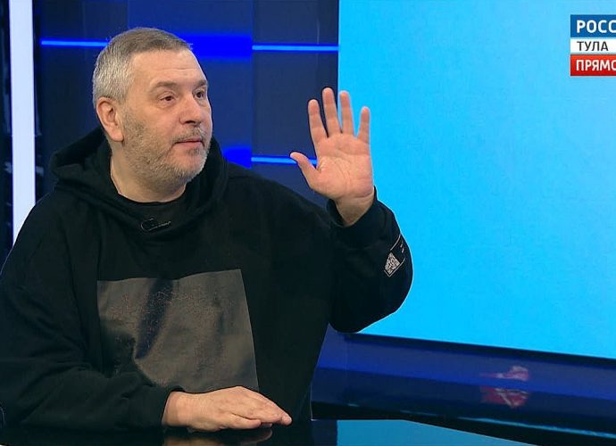 Спектакль-гротеск: режиссёр Тульской филармонии Вениамин Найман о постановке «Собачье сердце»