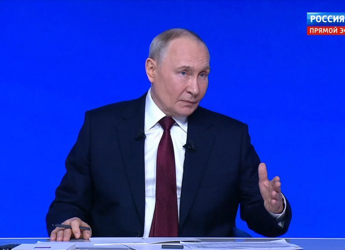 Путин назвал сохраняющуюся безработицу в 2,2% очень хорошим показателем
