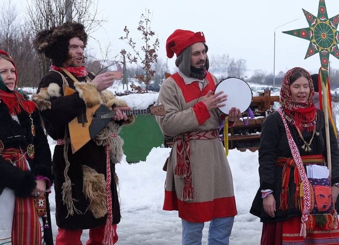 На Куликовом поле состоялся первый зимний фестиваль «Рождественские колядки»