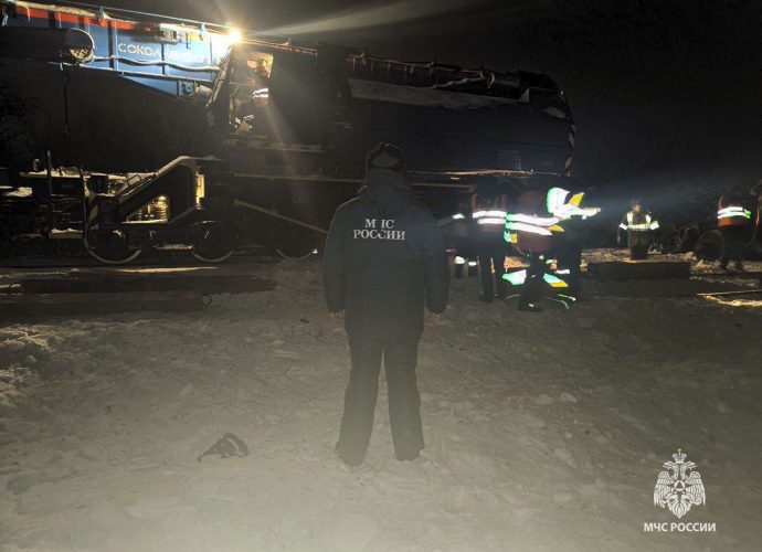 Движение поездов восстановлено после ночной аварии