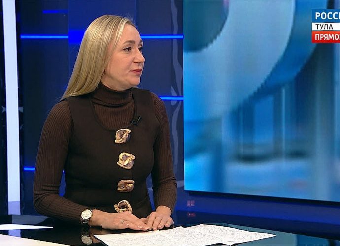 Юрист Валенцева - о новых правилах оплаты услуг ЖКХ, защите продавцов и правах дольщиков