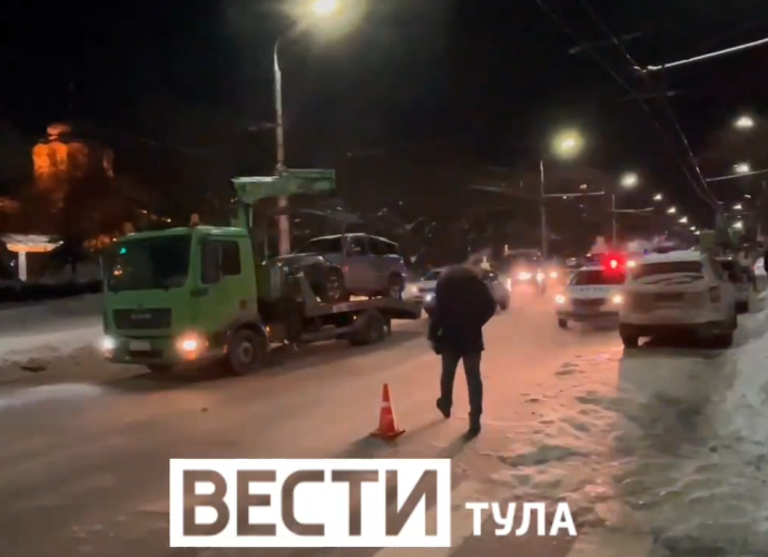 Забрать со штрафстоянки машину, мешавшую уборке снега, стоит около 10 тысяч рублей