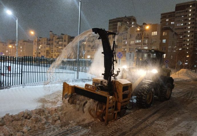 25 февраля на уборку улиц планируют задействовать 400 человек и 310 единиц техники от МКУ «Сервисный центр г. Тулы», «Спецавтохозяйства» и других организаций.