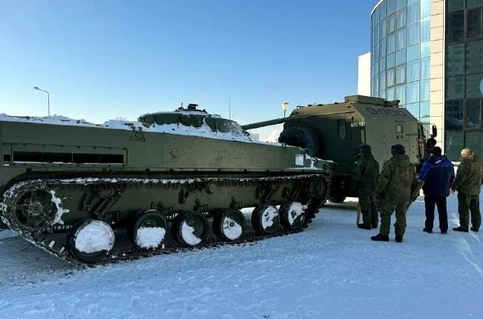 В военно-патриотическом парке «Патриот-Тула» началась подготовка к открытию большой экспозиции, приуроченной к годовщине начала специальной военной операции.