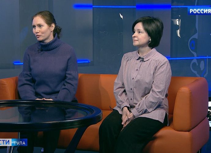 «Львиная доля»: как книжный клуб находит параллели между Толстым и писателями XX века
