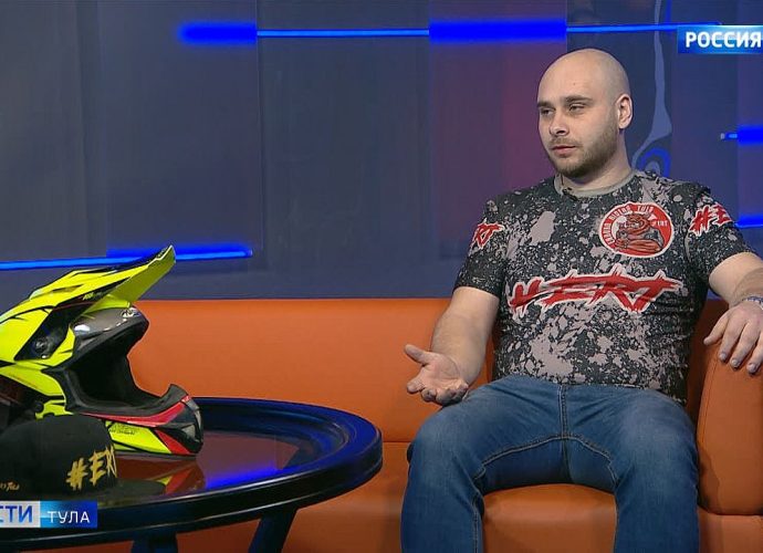 Пожалуй, нет ничего травмоопаснее: интервью с основателем мотоклуба эндуро Ярославом Печуриным