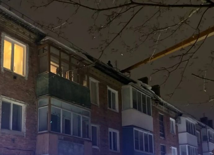В Кимовске возбудили уголовное дело после обрушения крыш двух многоэтажек