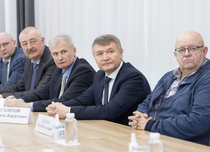13 февраля прошло заседание общественного совета при министерстве энергетики Тульской области. Участники обсудили результаты работы ведомства в сферах коммунального хозяйства, ТЭК и газификации.