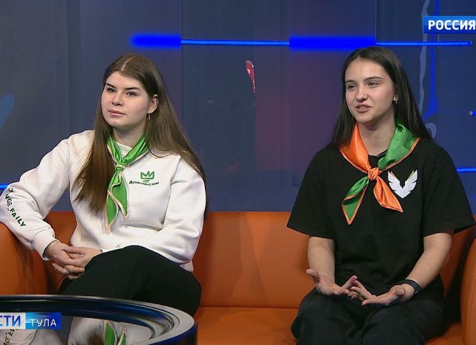 Елизавета Бойцова и Ксения Соломатина