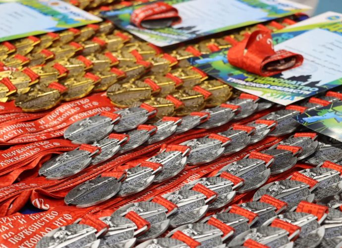 600 бойцов из шести регионов и Беларуси сошлись на татами в Туле