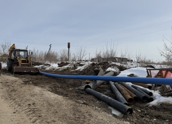 В поселках Большой Тулы начали прокладку 16,8 км новых водопроводных сетей